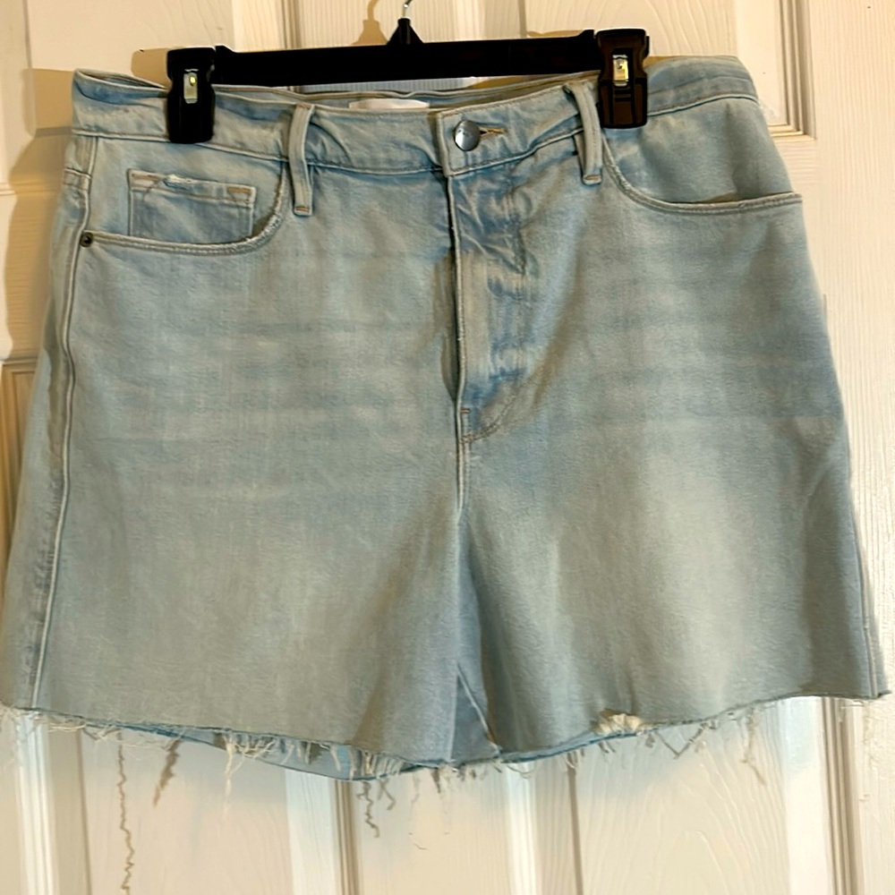 NWOT Frame Le Tour Short